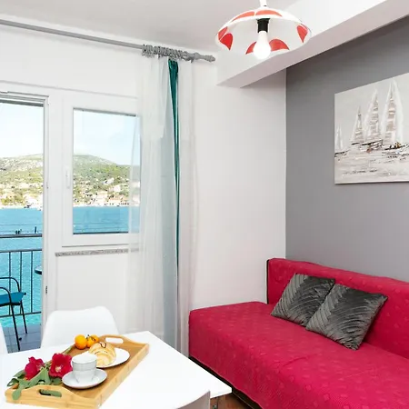 Tiho Ii Apartamento Vinišće