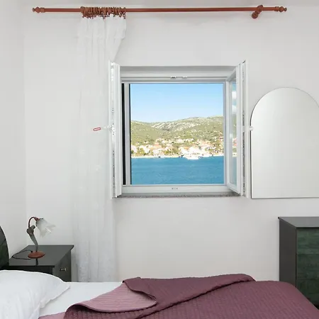 Apartamento Tiho Ii Vinišće