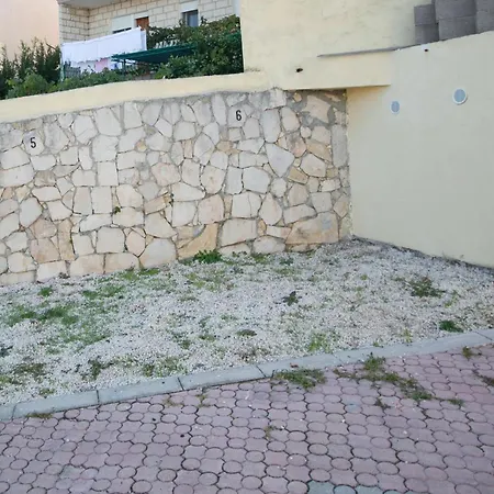 Tiho Ii Apartmán Vinišće